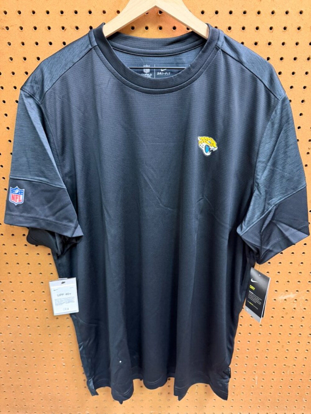 Nike Jaguars On Field Dri-FIT Black Short Sleeve Crewneck Shirt XXL NWT